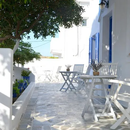 アパート ヴェレタス ルームズ アダマス