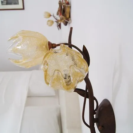 ヴェレタス ルームズ *