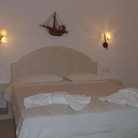 アパート ヴェレタス ルームズ *