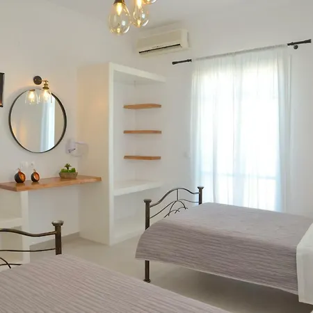 アパート ヴェレタス ルームズ *