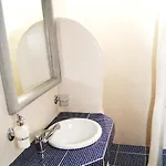 Veletas * Adamantas