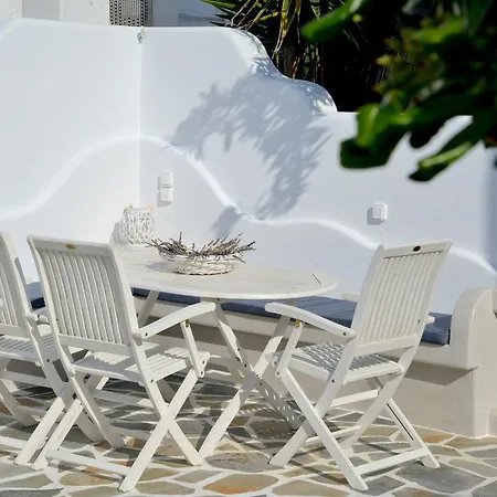 Veletas Adamantas (Milos)