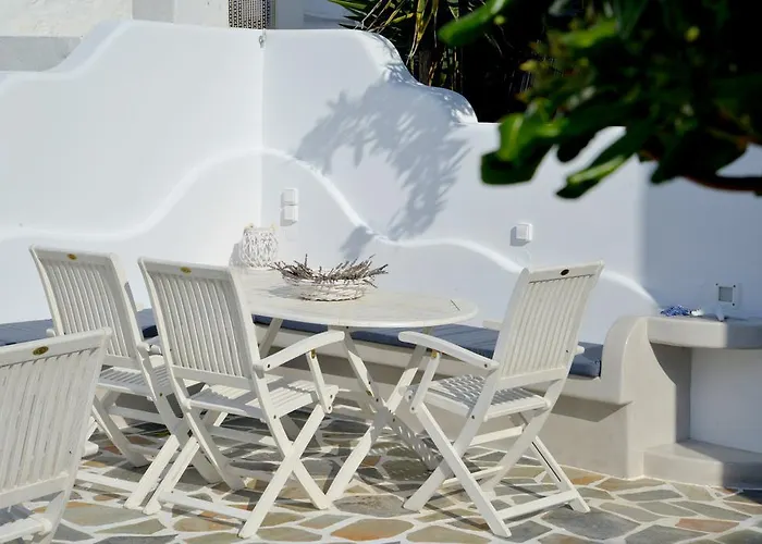 Veletas Adamantas (Milos)